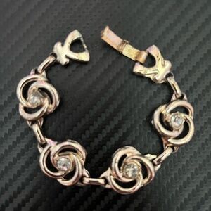 Vintage, Gold Tone, Fold Over Clasp Rhinestone Bracelet 6 3/4”